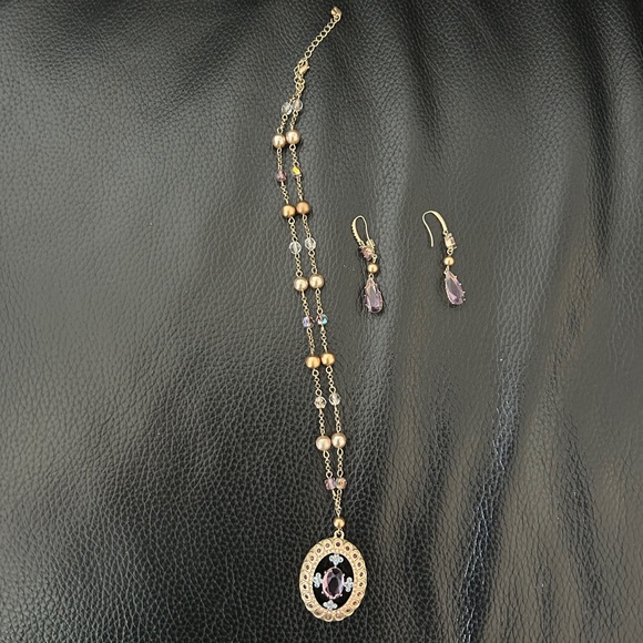 Carolee vintage  Gold chain with pearls and crystal pendant and Earring Set - Picture 2 of 5